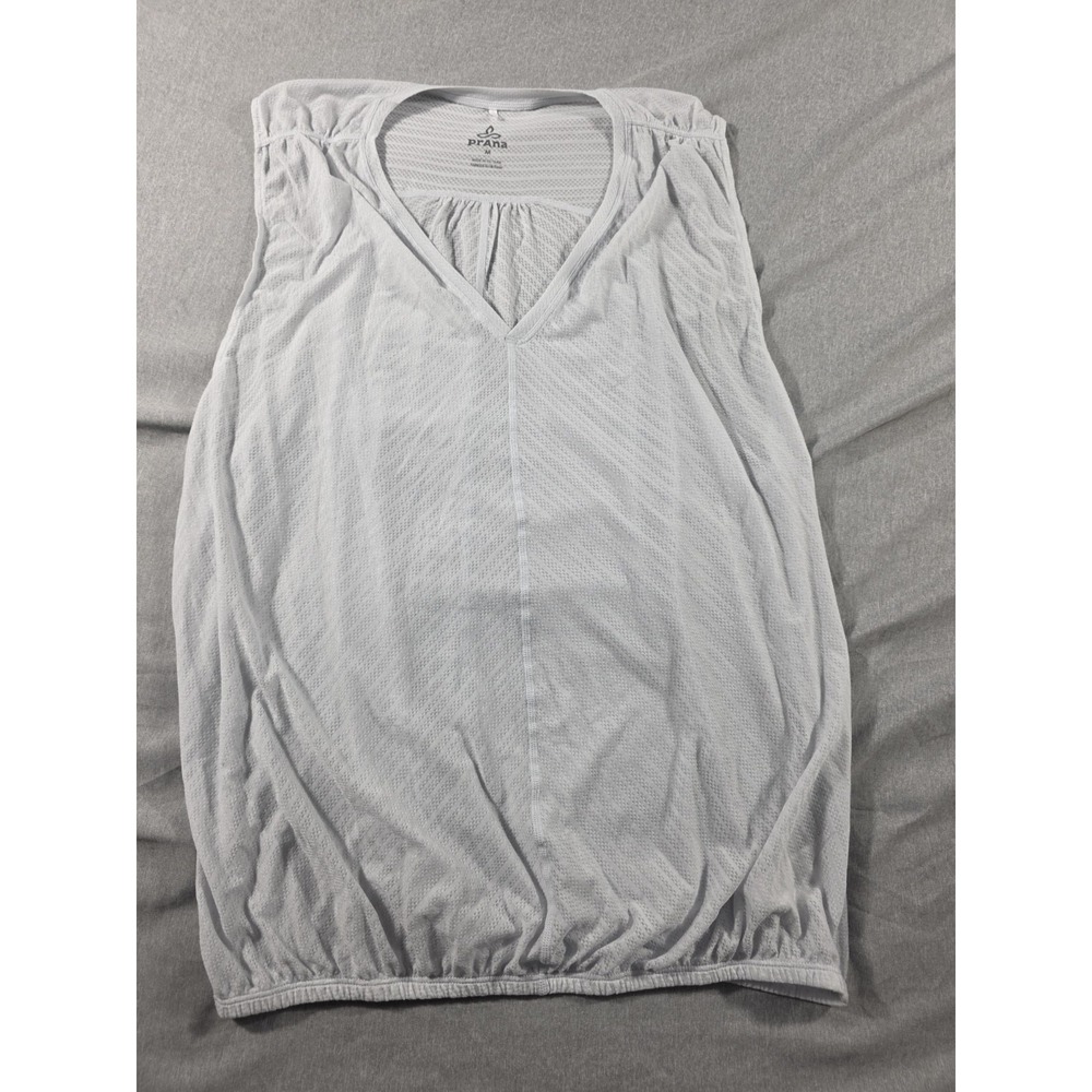 prAna Trysten‎ Tank Top Off White Silver Spray Lightweight Mesh Moisture Wicking